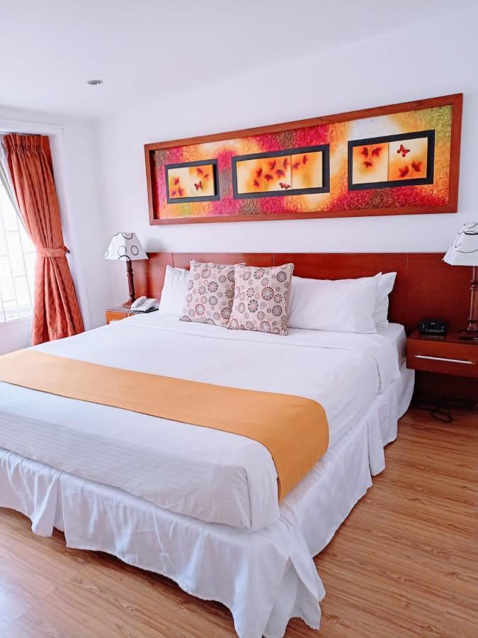 Hotel Marbella Chico Bogotá Esterno foto