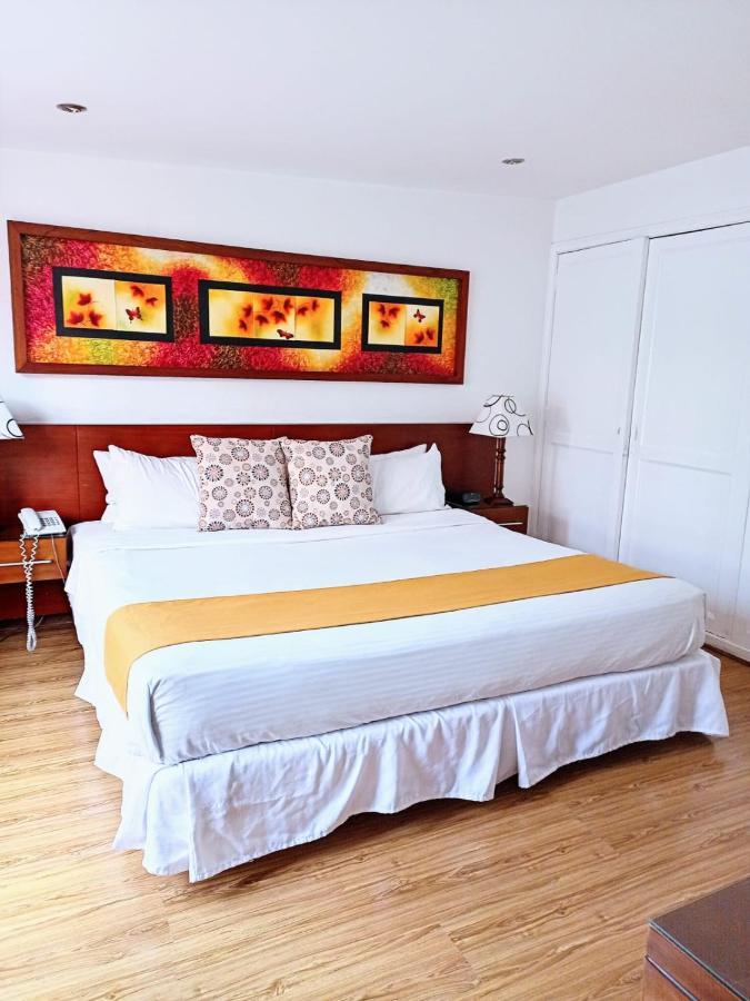 Hotel Marbella Chico Bogotá Esterno foto