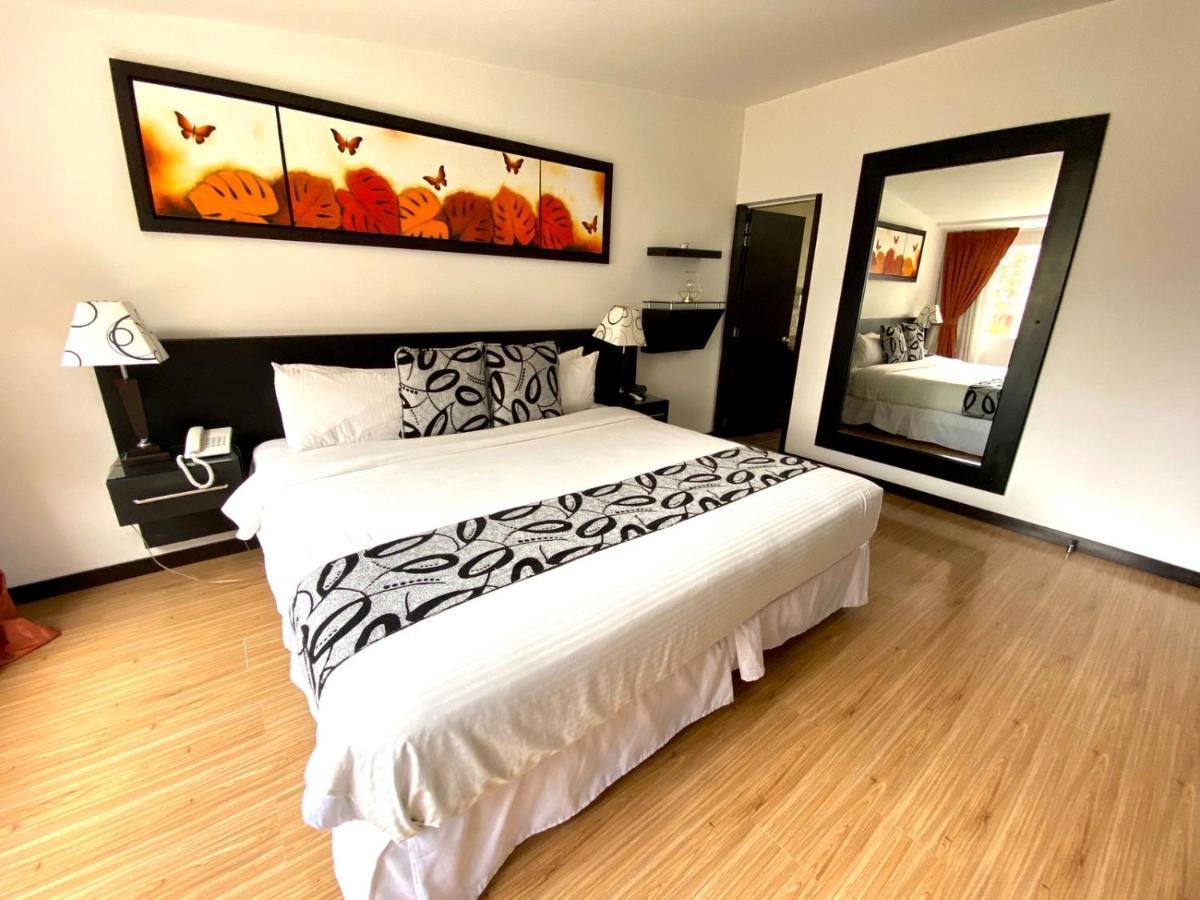 Hotel Marbella Chico Bogotá Esterno foto