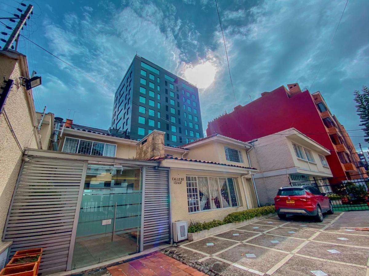 Hotel Marbella Chico Bogotá Esterno foto