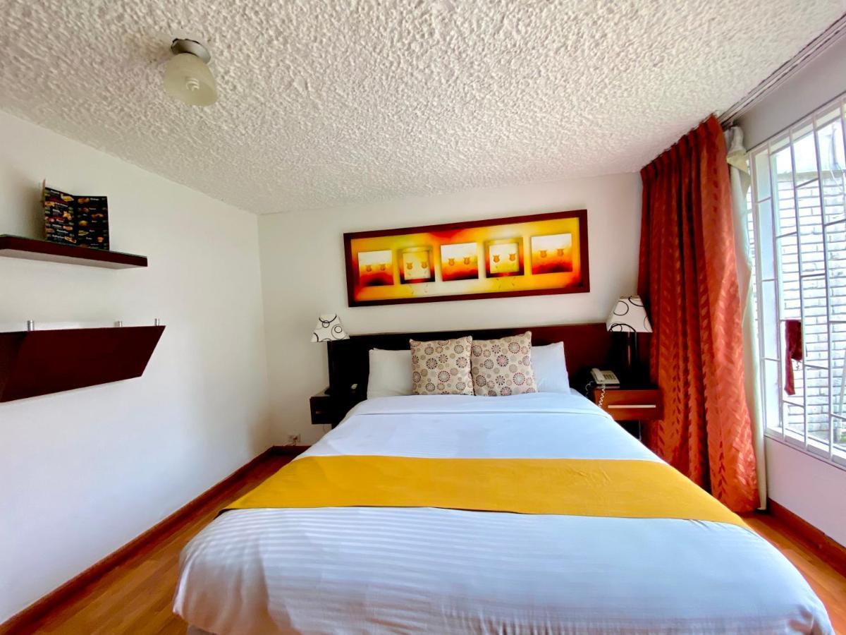 Hotel Marbella Chico Bogotá Esterno foto