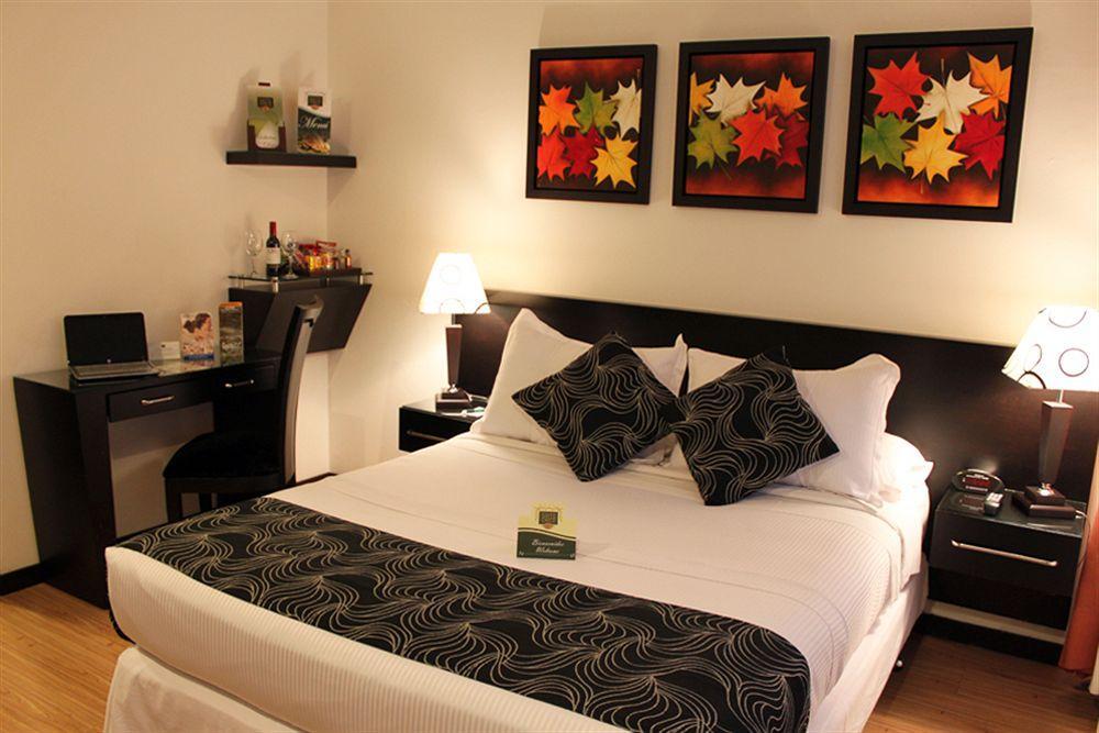 Hotel Marbella Chico Bogotá Esterno foto