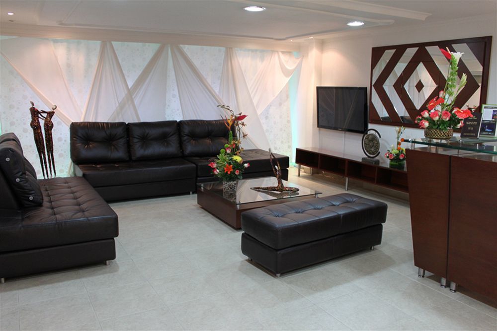Hotel Marbella Chico Bogotá Esterno foto