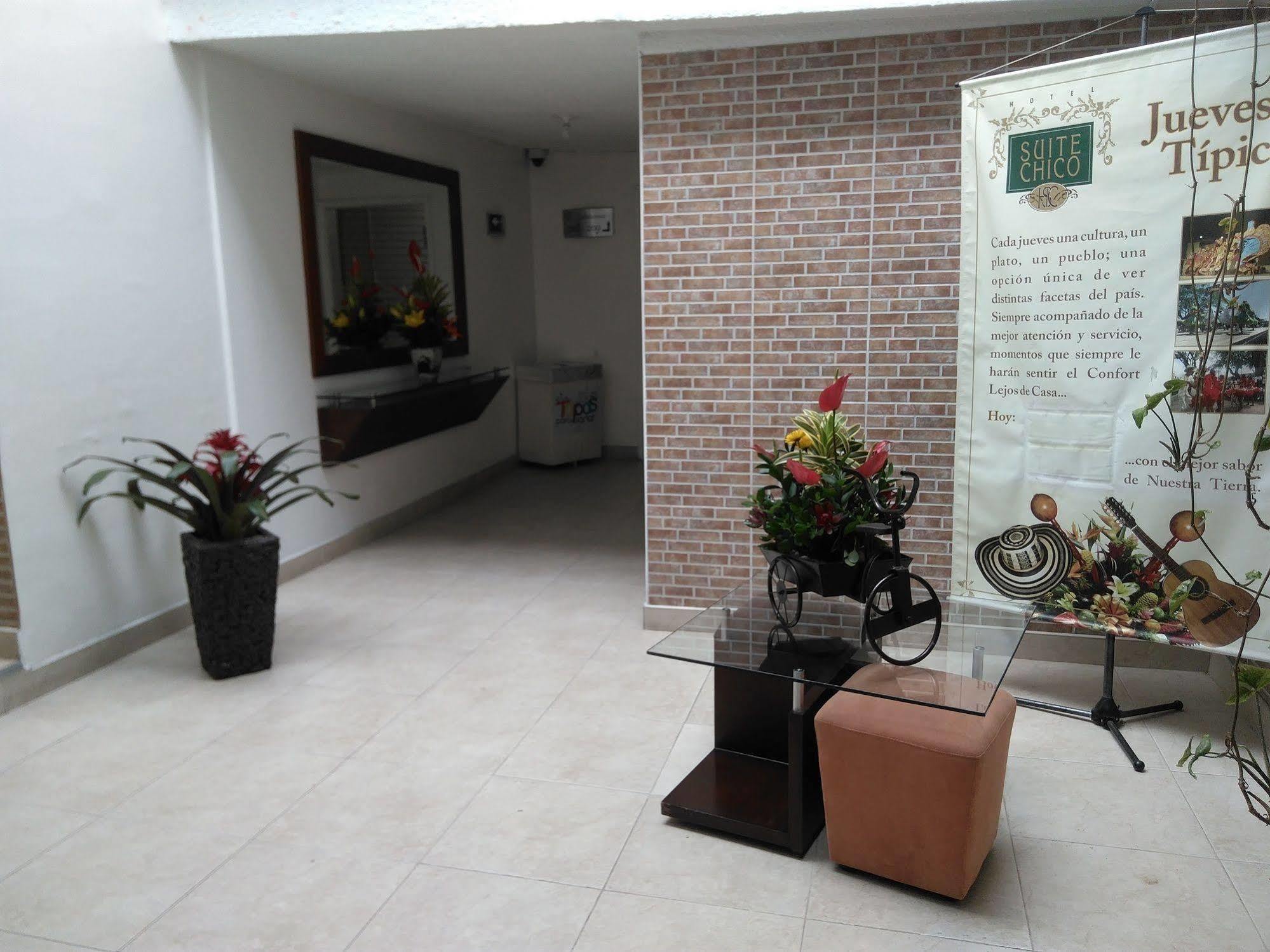 Hotel Marbella Chico Bogotá Esterno foto